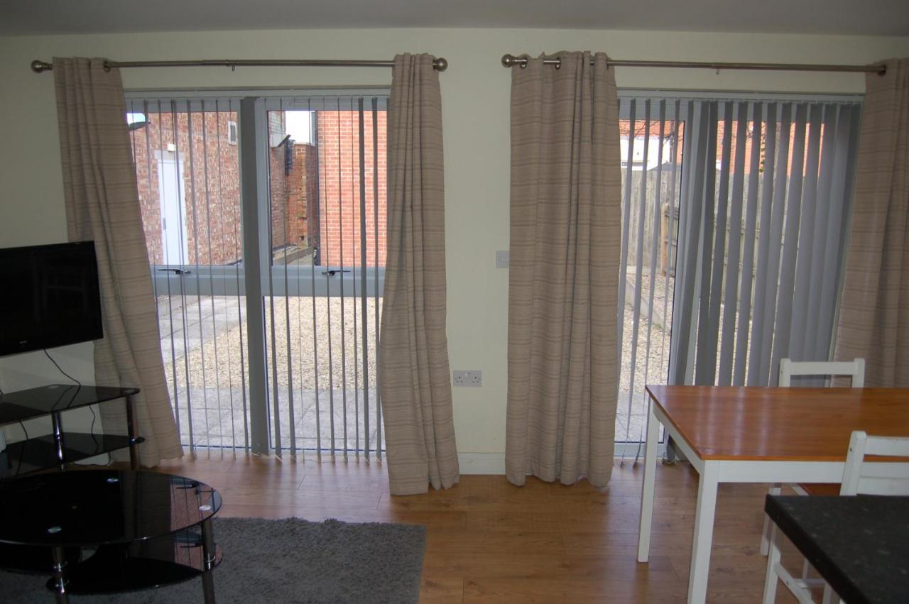Saracens Courtyard By Swa Apartment Cheltenham Exterior photo